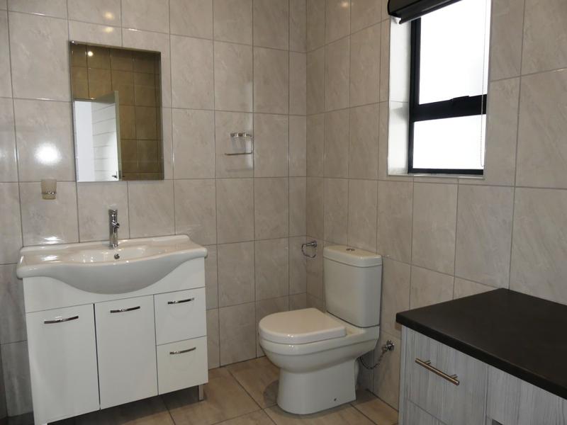 4 Bedroom Property for Sale in Golden Mile Western Cape